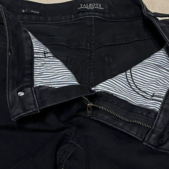 Talbots Flawless 5 Pocket Skinny Jeans Jeggings Black Charcoal Wash Sz 4 Petite - Picture 6 of 8
